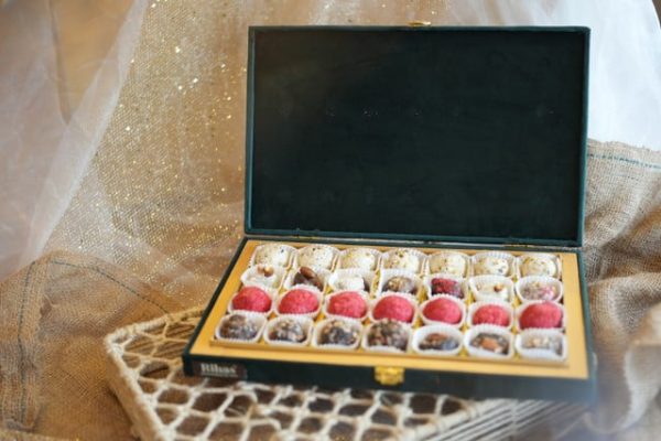 Velvet Delight Sweets Box - Image 3