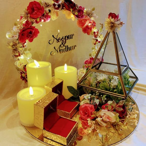 Acrylic Engagement Ring Platter - Image 2