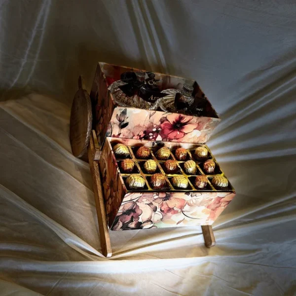 Double Decker Hamper - Image 3
