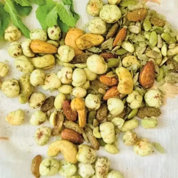 Riha's Chocolates Mint Pudina Dry Fruit Trail Mix pack of 220gm | FoxNuts | Pumpkin Seeds | Almonds | Cashew | Raisins - Image 2